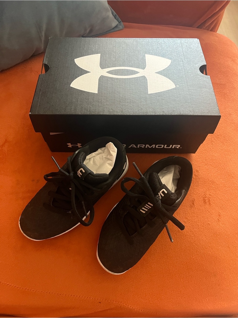 Under Armour Black & White Lace-Up Athletic cleats